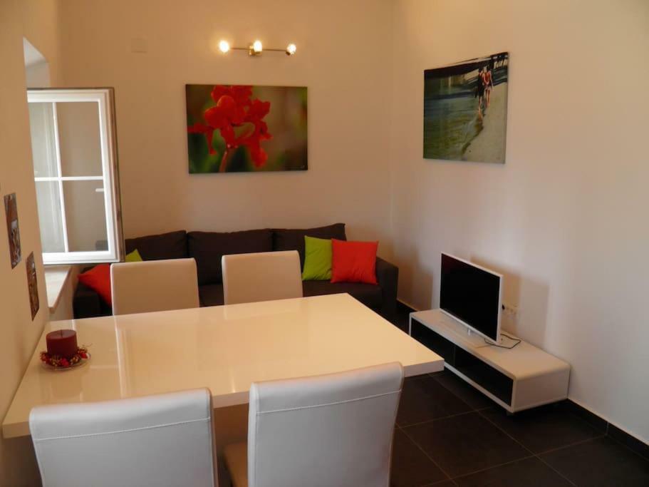 Romantic Apartment Donje Celo Kültér fotó