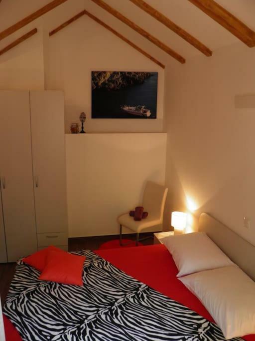 Romantic Apartment Donje Celo Kültér fotó